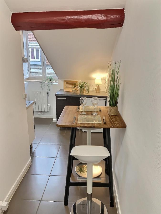 Wonderhost, Au Calme En Hypercentre Avec Parking Apartment โป ภายนอก รูปภาพ